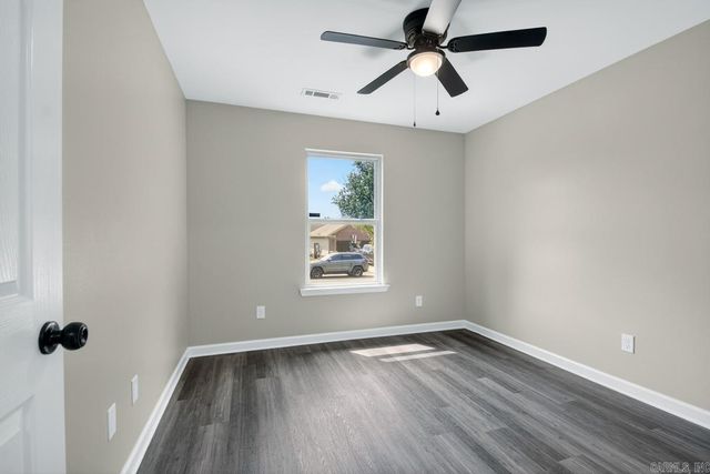 1100 Fox Chase, Bryant, AR 72002