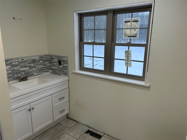 16754 CARR HILL Road, Meadville, PA 16335