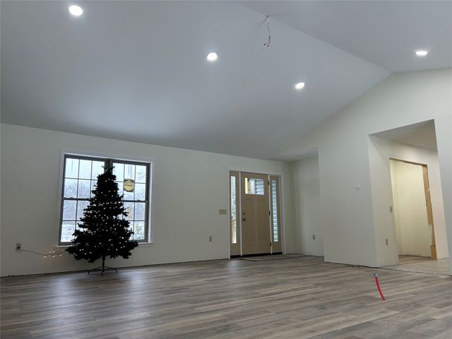 16754 CARR HILL Road, Meadville, PA 16335