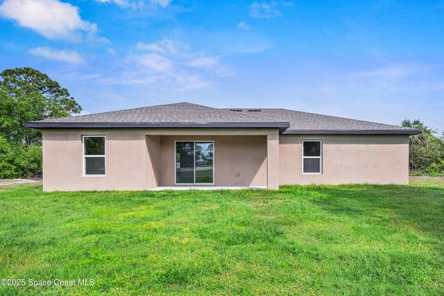 1170 Pluto Street SE, Palm Bay, FL 32909