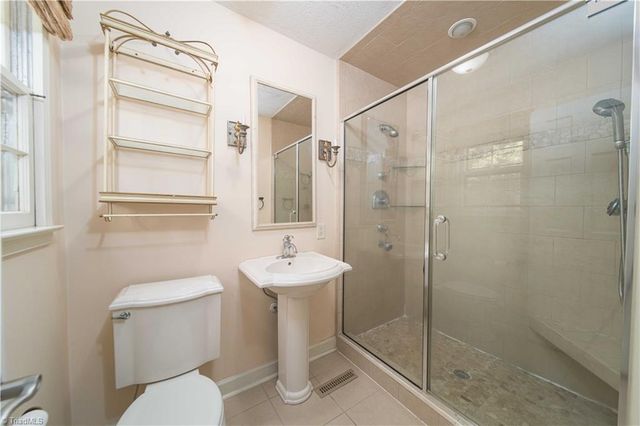321 Stanaford Road, Winston-salem, NC 27104