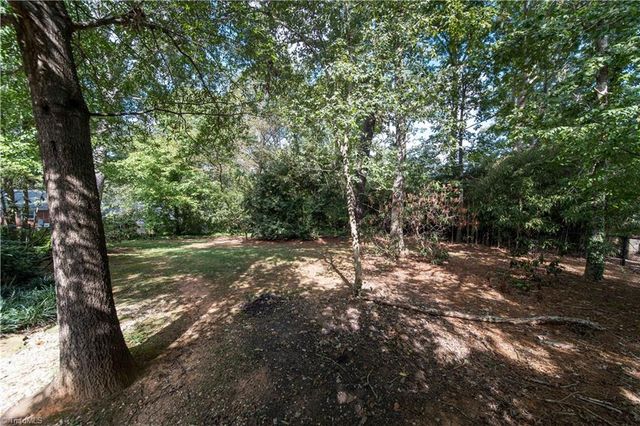 321 Stanaford Road, Winston-salem, NC 27104