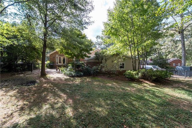 321 Stanaford Road, Winston-salem, NC 27104