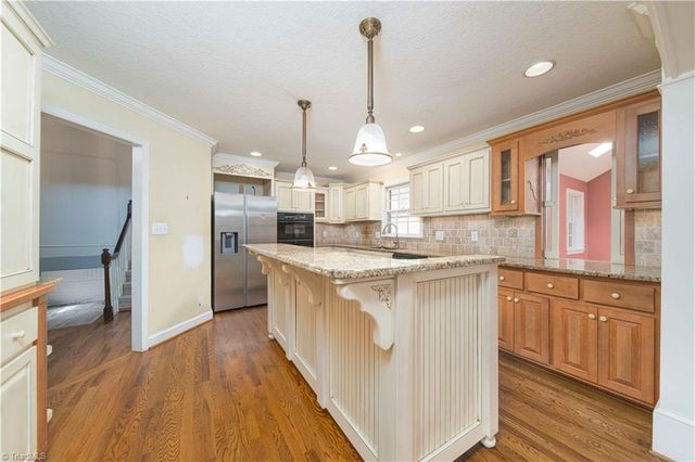 321 Stanaford Road, Winston-salem, NC 27104