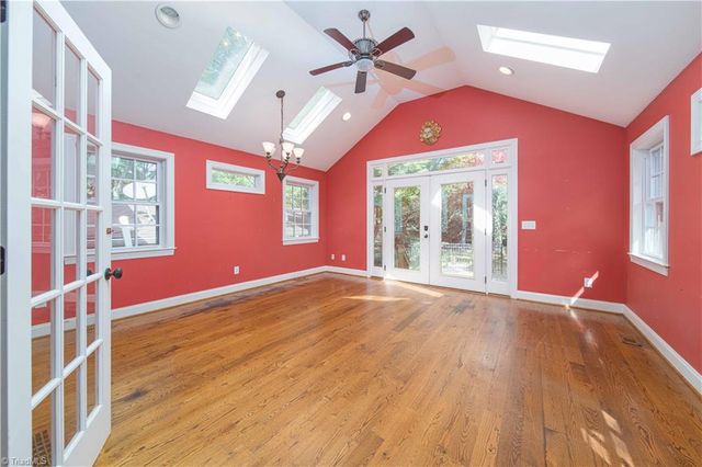 321 Stanaford Road, Winston-salem, NC 27104