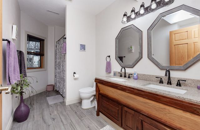 105 Majestic Oak Circle, Huxley, IA 50124