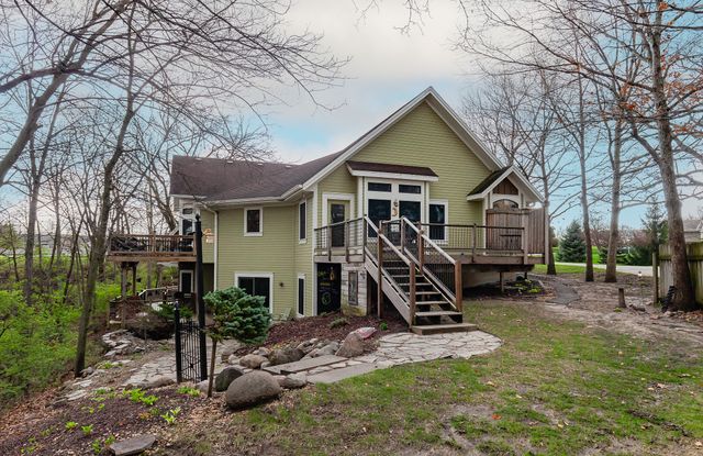 105 Majestic Oak Circle, Huxley, IA 50124