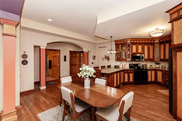 105 Majestic Oak Circle, Huxley, IA 50124