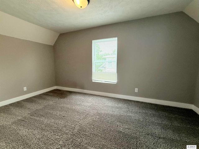 3009 Walnut Court, Lincoln, NE 68503