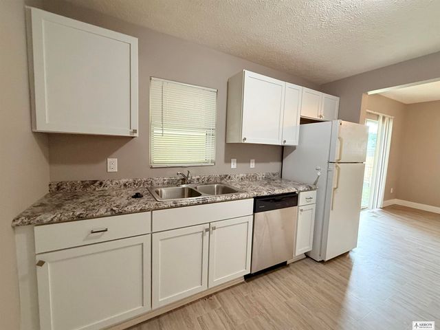 3009 Walnut Court, Lincoln, NE 68503