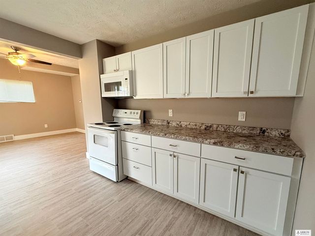 3009 Walnut Court, Lincoln, NE 68503