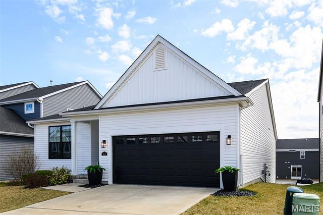 614 Highland Prairie Drive, O'fallon, MO 63368