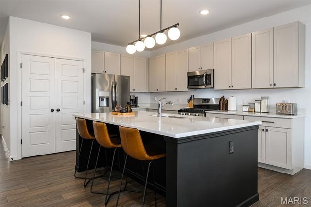 614 Highland Prairie Drive, O'fallon, MO 63368