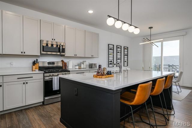 614 Highland Prairie Drive, O'fallon, MO 63368