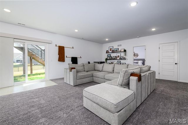 614 Highland Prairie Drive, O'fallon, MO 63368