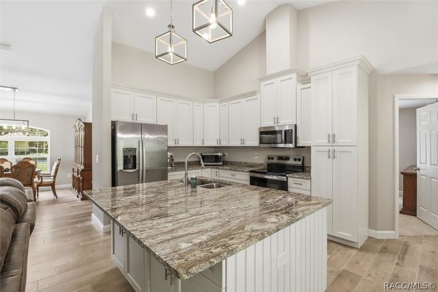 399 W Massachusetts Street, Hernando, FL 34442