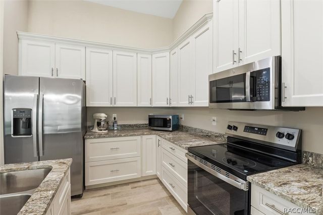 399 W Massachusetts Street, Hernando, FL 34442