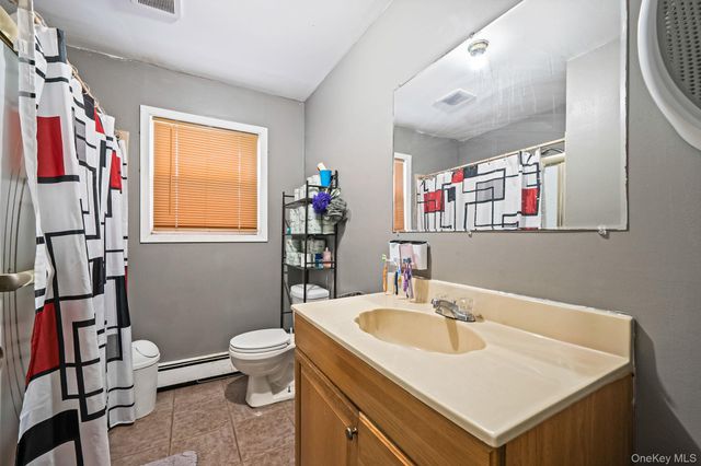 73 Olive Street, Central Islip, NY 11722