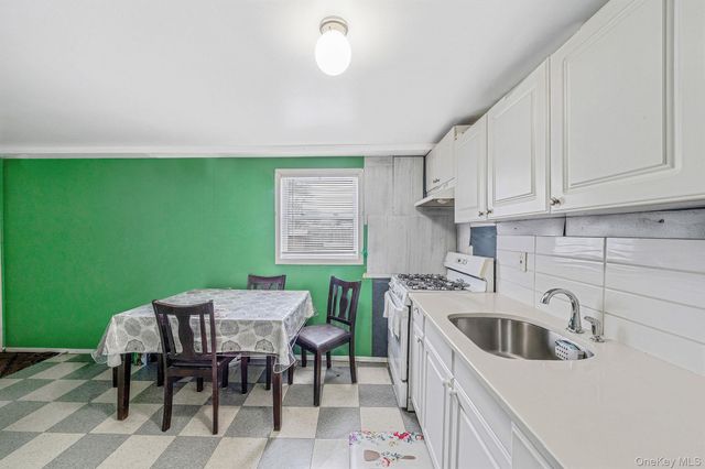 73 Olive Street, Central Islip, NY 11722