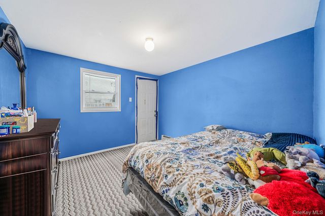 73 Olive Street, Central Islip, NY 11722