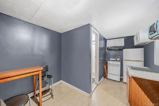 73 Olive Street, Central Islip, NY 11722