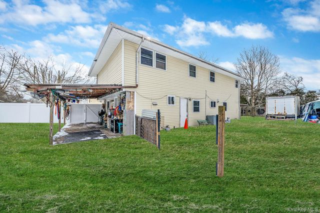 73 Olive Street, Central Islip, NY 11722