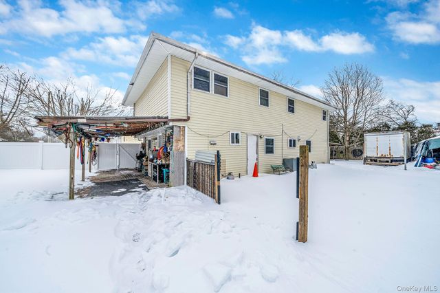 73 Olive Street, Central Islip, NY 11722