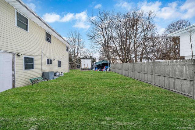 73 Olive Street, Central Islip, NY 11722