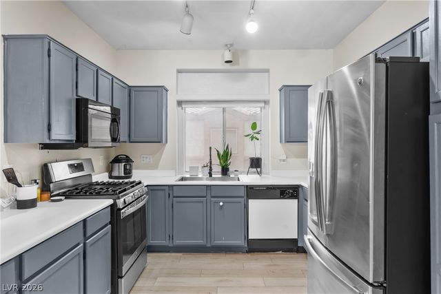 6800 Indian Chief Drive 204, Las Vegas, NV 89130