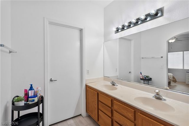 6800 Indian Chief Drive 204, Las Vegas, NV 89130