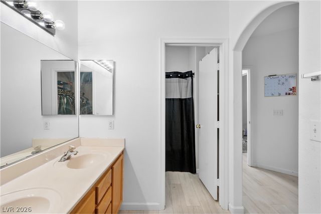 6800 Indian Chief Drive 204, Las Vegas, NV 89130