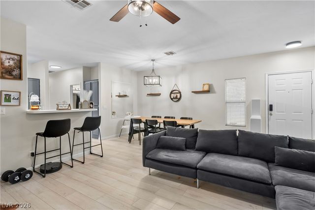 6800 Indian Chief Drive 204, Las Vegas, NV 89130