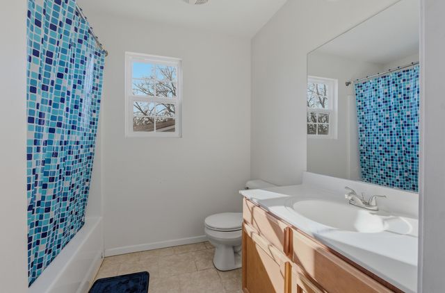 2340 N LAKE OF THE WOODS RD, Columbia, MO 65202