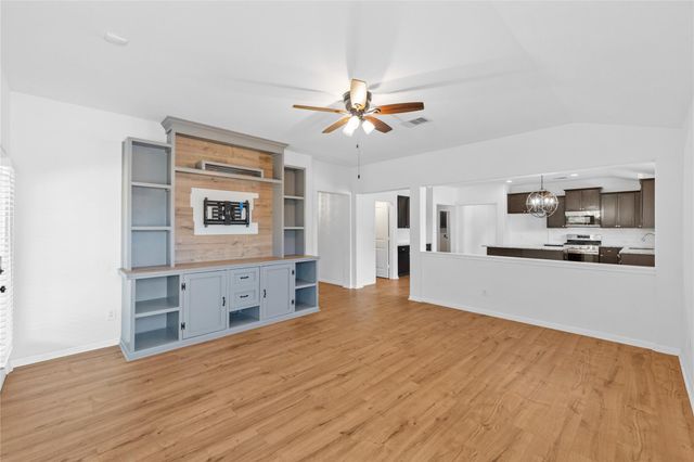 101 San Miniato ST, Georgetown, TX 78628