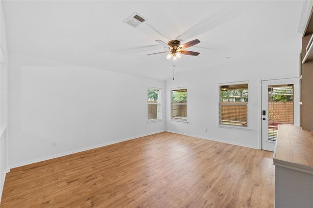 101 San Miniato ST, Georgetown, TX 78628
