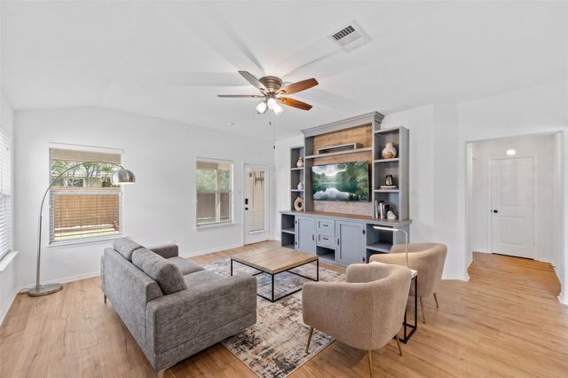 101 San Miniato ST, Georgetown, TX 78628