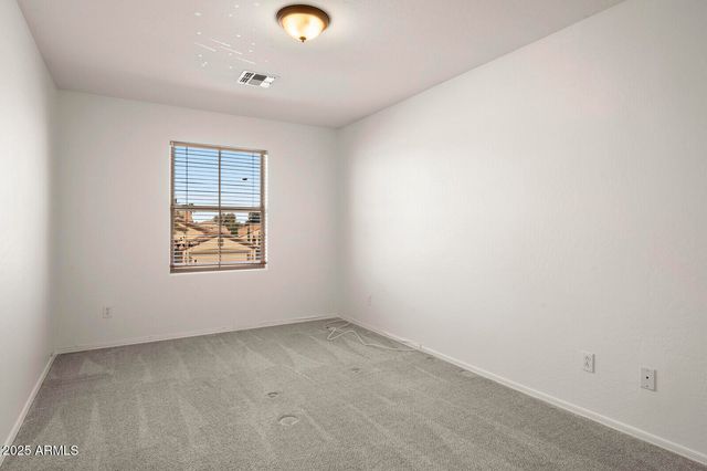 3297 E WARBLER Road, Gilbert, AZ 85297