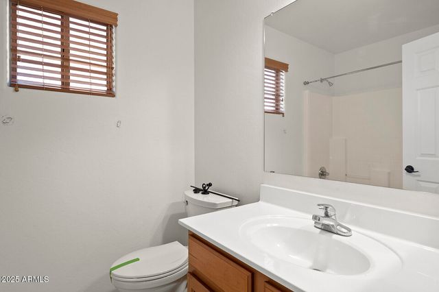 3297 E WARBLER Road, Gilbert, AZ 85297