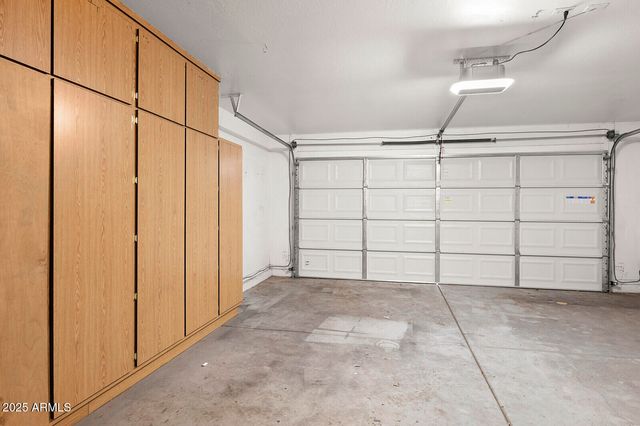 3297 E WARBLER Road, Gilbert, AZ 85297