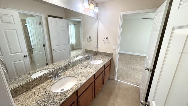 5217 DOVE TREE STREET, Orlando, FL 32811