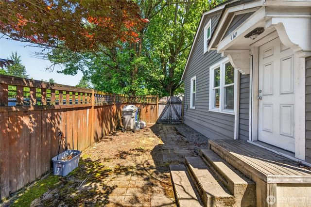110 Lincoln Avenue, Kent, WA 98032