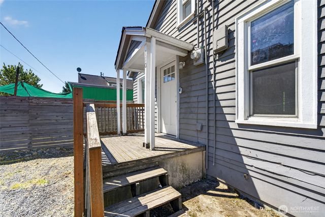 110 Lincoln Avenue, Kent, WA 98032