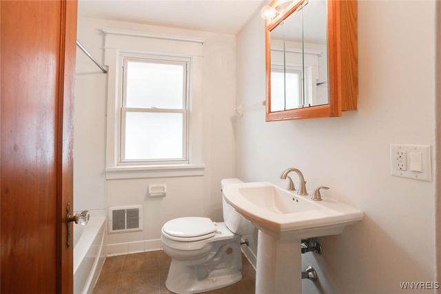 261 Wardman Road, Tonawanda, NY 14217