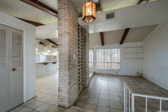 7303 Remuda, San Antonio, TX 78227