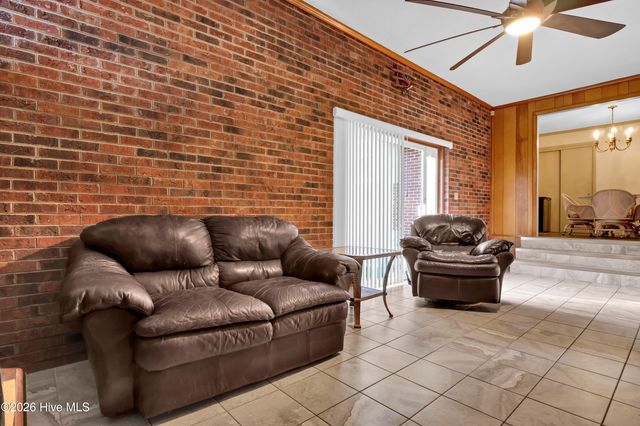 1830 Nc Highway 210 E, Hampstead, NC 28443