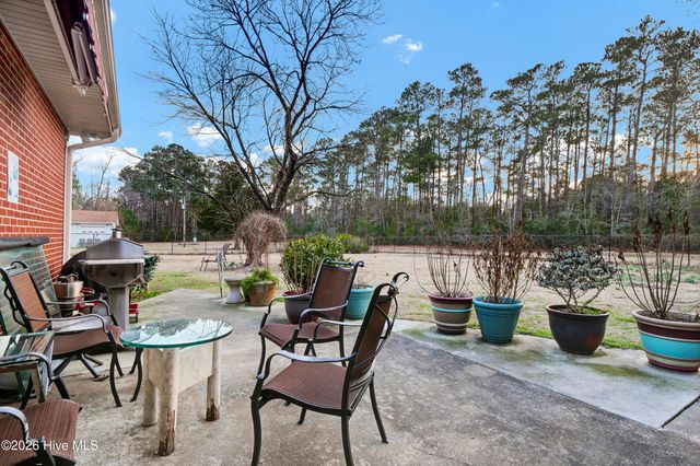 1830 Nc Highway 210 E, Hampstead, NC 28443