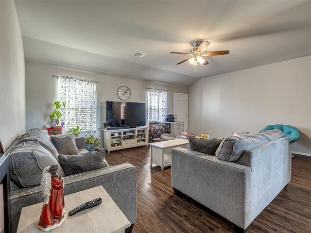 8021 NW 75th Street, Oklahoma City, OK 73132