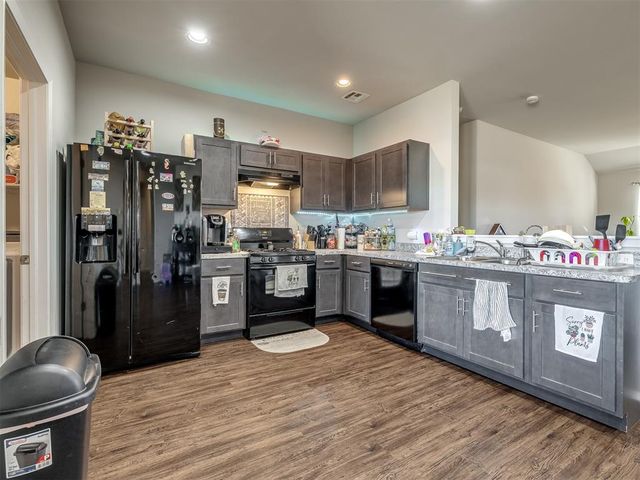 8021 NW 75th Street, Oklahoma City, OK 73132