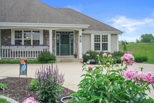 3259 Emmertsen ROAD, Racine, WI 53406