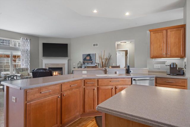 3259 Emmertsen ROAD, Racine, WI 53406
